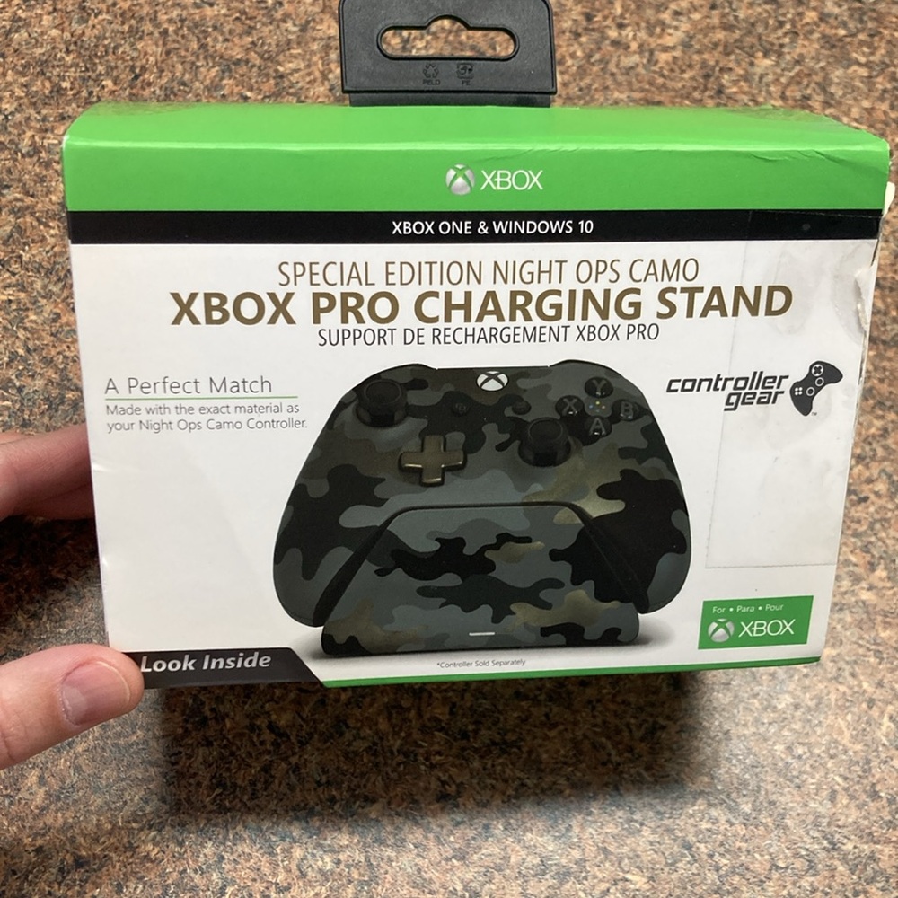 XBOX Pro Charging stand